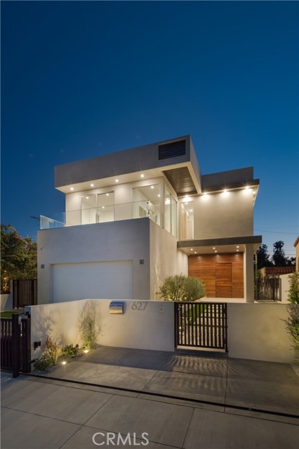 627 N Vista Street, Los Angeles CA: https://media.crmls.org/medias/e28cf54d-40d6-40c3-8b12-7418fd51d330.jpg