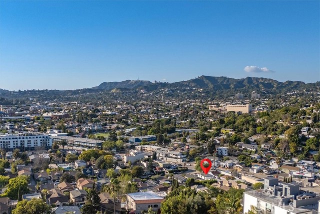 1254 Sanborn Avenue, Los Angeles CA: https://media.crmls.org/medias/e28e542b-3346-4be9-842b-f470eb5d199d.jpg