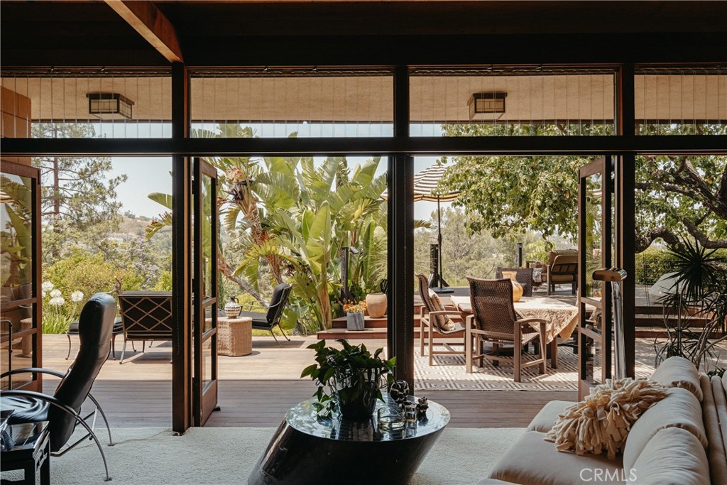 MLS #OC25145923 img 7