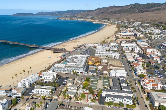 Detail Gallery Image 37 of 47 For 160 Hinds Avenue #202,  Pismo Beach,  CA 93449 - 3 Beds | 3 Baths