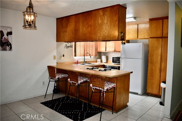 Detail Gallery Image 11 of 39 For 2019 E Piru St, Compton,  CA 90222 - 3 Beds | 1/1 Baths