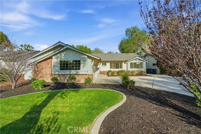 Detail Gallery Image 2 of 43 For 8828 Collett, North Hills,  CA 91343 - 3 Beds | 2 Baths