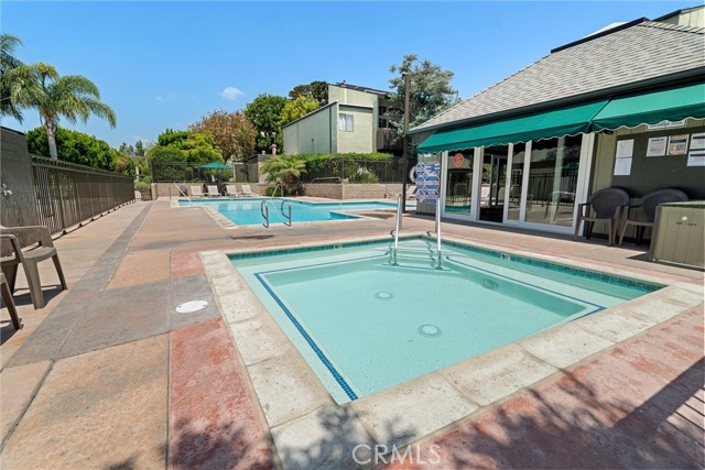 4822 Hollow Corner Road, Culver City CA: https://media.crmls.org/medias/e2941bd0-c430-4a9b-8332-d50fb4f5e4c7.jpg