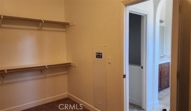 Detail Gallery Image 15 of 25 For 10372 Christo Way, Elk Grove,  CA 95757 - 4 Beds | 3/1 Baths