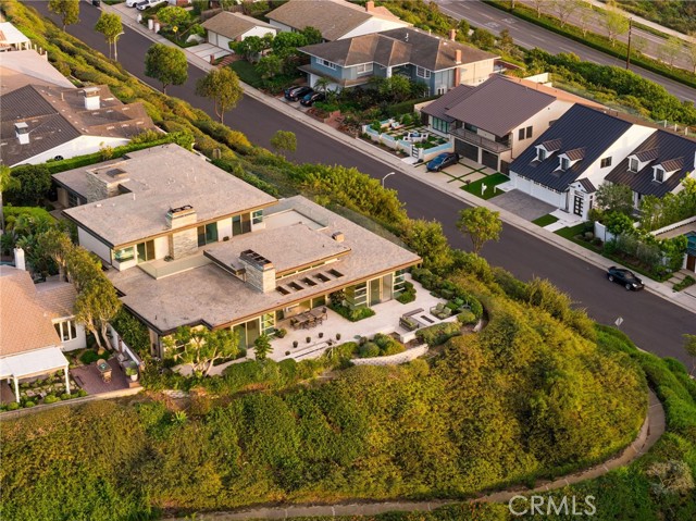 Detail Gallery Image 38 of 42 For 9 Jade, Corona Del Mar,  CA 92625 - 5 Beds | 4/1 Baths