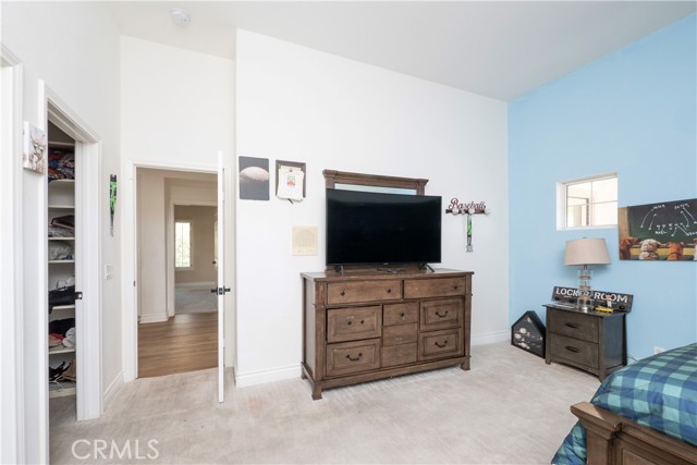 5 Encinal, Lake Forest CA: https://media.crmls.org/medias/e29703f4-da2a-4859-8b81-cf362e44e85f.jpg