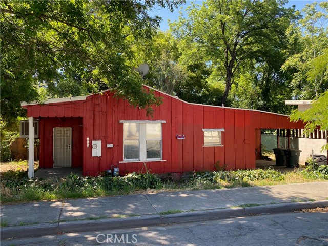 1724 Oak Street, Oroville CA: https://media.crmls.org/medias/e2977480-ae21-4fc8-97e8-1fa891829601.jpg
