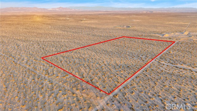 0 Drifting Sands Rd, Adelanto CA: https://media.crmls.org/medias/e299944c-60a0-4f29-8234-f966e0f0f365.jpg