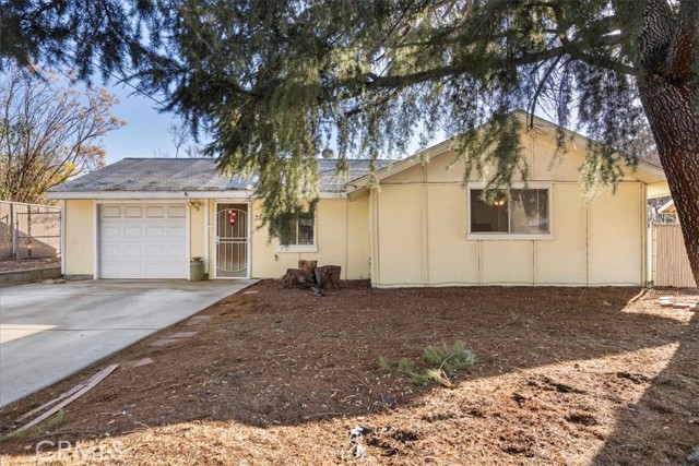 Detail Gallery Image 1 of 27 For 34593 Cedar Ave, Yucaipa,  CA 92399 - 3 Beds | 1/1 Baths