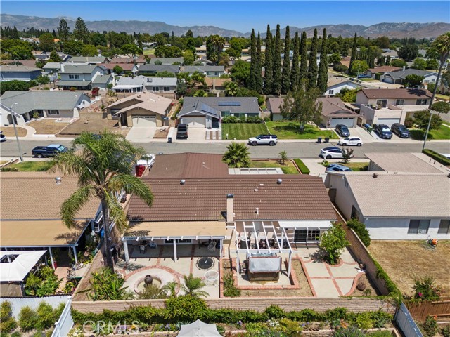 Detail Gallery Image 32 of 37 For 2245 N Parker Ct, Simi Valley,  CA 93065 - 3 Beds | 2 Baths