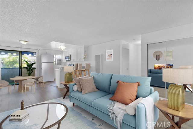 Front Image Thumbnail for CRSR25241683