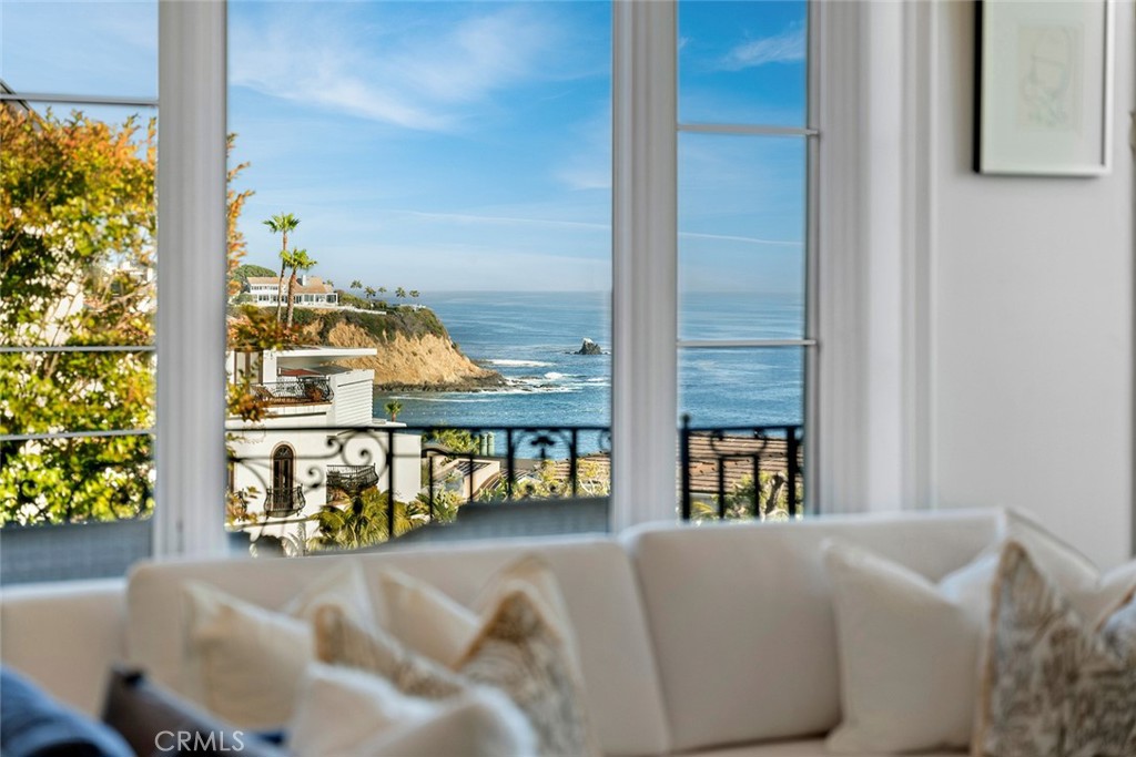 E29a9043 D8df 4204 9c44 4fdf3a3468d5