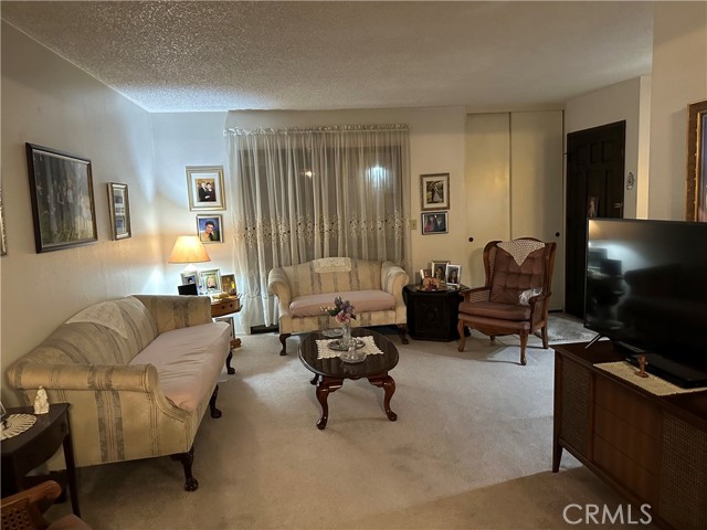 Detail Gallery Image 4 of 22 For 10451 Mulhall St #25,  El Monte,  CA 91731 - 3 Beds | 2/1 Baths