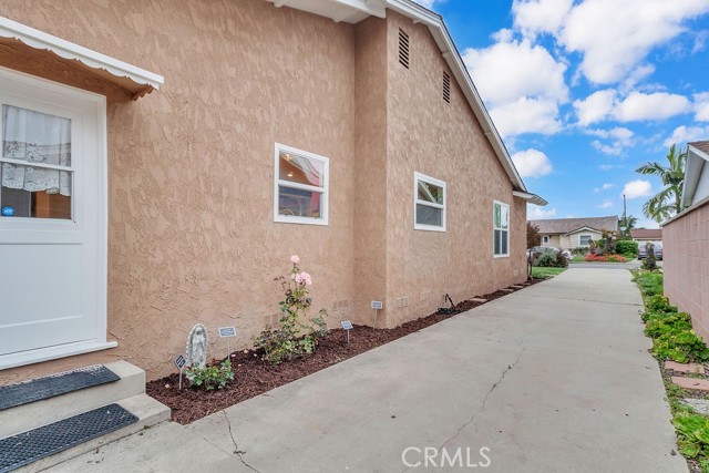 Detail Gallery Image 27 of 29 For 11506 Samoline Ave, Downey,  CA 90241 - 3 Beds | 2/1 Baths