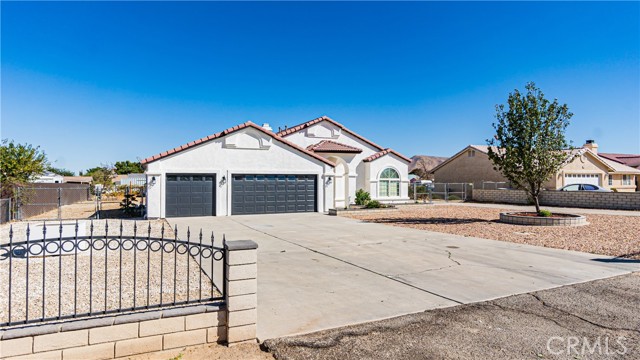 Detail Gallery Image 1 of 35 For 7467 Paisley Ave, Hesperia,  CA 92345 - 4 Beds | 2 Baths