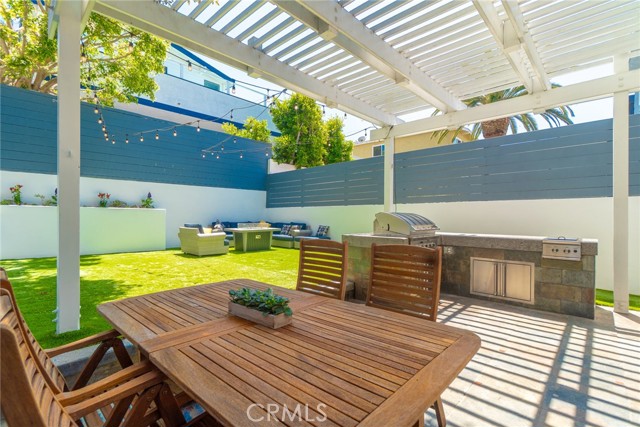 Detail Gallery Image 41 of 45 For 1742 Dixon St, Redondo Beach,  CA 90278 - 3 Beds | 2 Baths