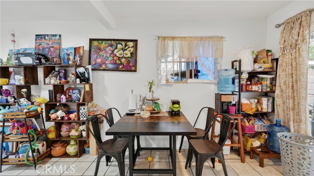 Detail Gallery Image 8 of 45 For 2926 W La Verne, Santa Ana,  CA 92704 - 3 Beds | 2 Baths