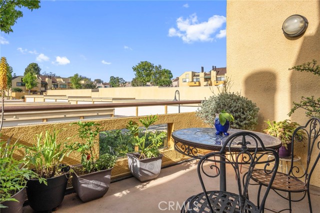 Detail Gallery Image 6 of 34 For 25712 Le Parc #20,  Lake Forest,  CA 92630 - 3 Beds | 2 Baths