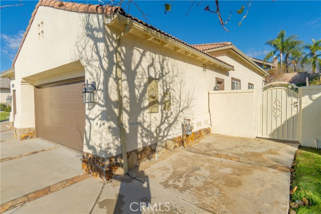 Detail Gallery Image 4 of 53 For 14098 Henderson Dr, Rancho Cucamonga,  CA 91739 - 4 Beds | 2/1 Baths