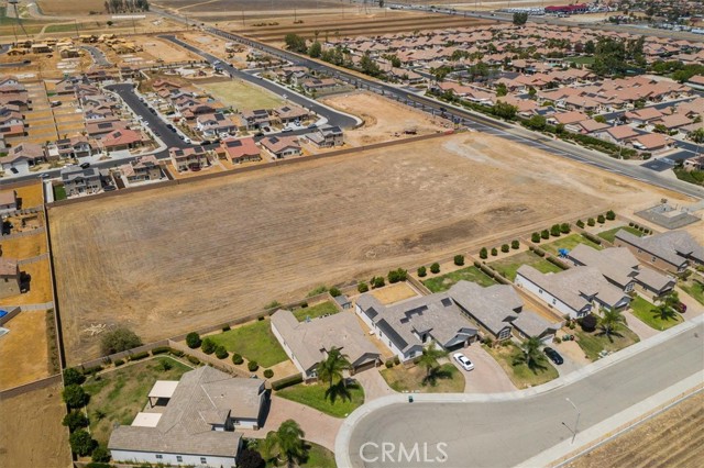 1246 Barnett, Menifee CA: https://media.crmls.org/medias/e29e75cd-bb25-46d0-8abe-94d5a99081d7.jpg