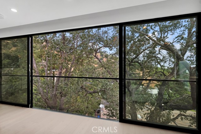 14899 Round Valley, Sherman Oaks CA: https://media.crmls.org/medias/e29e94dd-4a29-4f9a-a01c-9fd22addf6bb.jpg