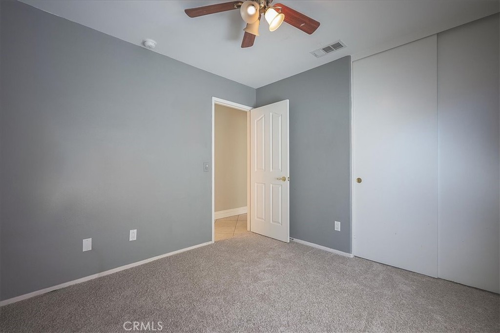 https://media.crmls.org/medias/e29eb633-ae8d-4028-9bdd-ffdd229a476d.jpg?preset=X-Large