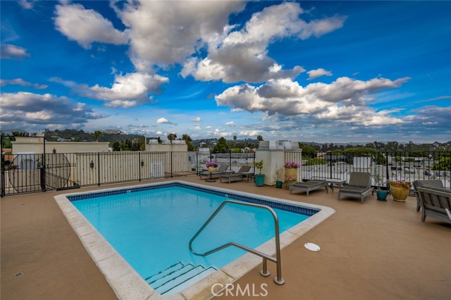 11740 W Sunset BLVD Unit: 14