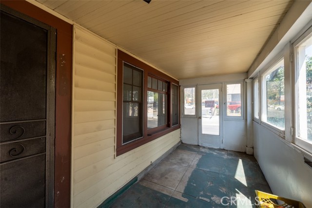 Detail Gallery Image 7 of 39 For 5065 La Roda Ave, Los Angeles,  CA 90041 - 3 Beds | 1 Baths