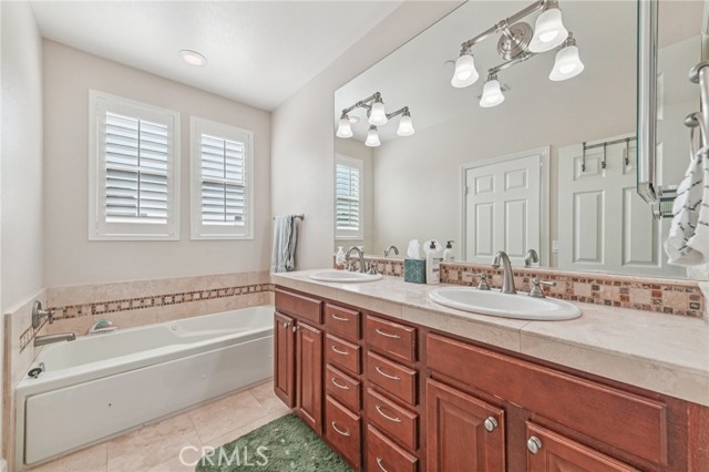 Detail Gallery Image 20 of 34 For 3804 Howard Ave, Los Alamitos,  CA 90720 - 3 Beds | 2/1 Baths