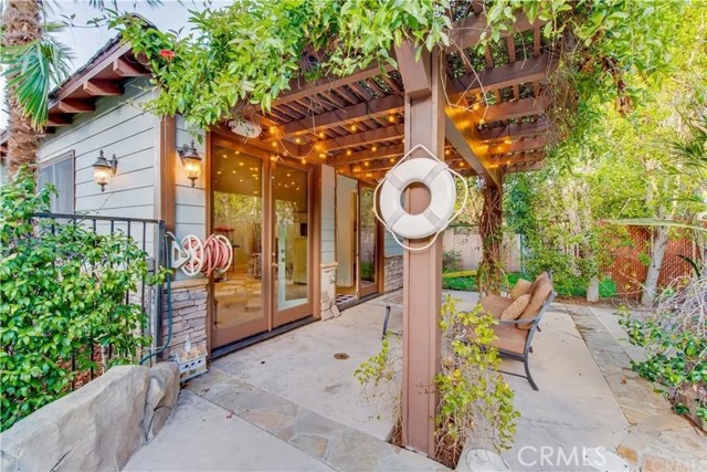 Detail Gallery Image 61 of 67 For 5230 Quakertown Ave, Woodland Hills,  CA 91364 - 5 Beds | 5 Baths