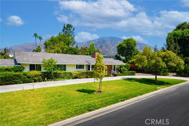 1521 Marendale Lane, Arcadia CA: https://media.crmls.org/medias/e2a0d12a-877b-4194-b3ba-14a112df1dfc.jpg