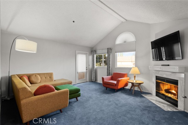 Detail Gallery Image 7 of 39 For 5 Valley Lake, Chico,  CA 95928 - 2 Beds | 2 Baths