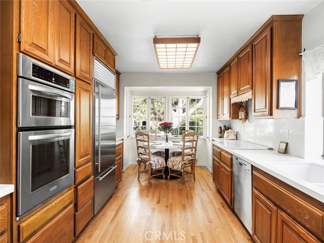 1624 Arboles Drive, Glendale CA: https://media.crmls.org/medias/e2a1d35c-403c-49ce-8a54-577625265a9e.jpg