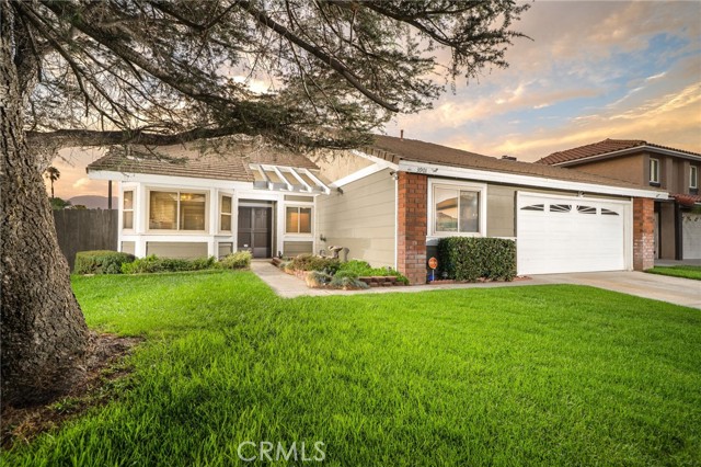 Detail Gallery Image 1 of 31 For 3901 San Lorenzo River Rd, Ontario,  CA 91761 - 4 Beds | 2 Baths