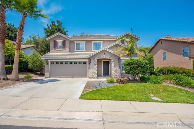 3498 Birchleaf Drive, Corona CA: https://media.crmls.org/medias/e2a2cf0a-64cc-4516-9a0d-f79ae7160b8c.jpg