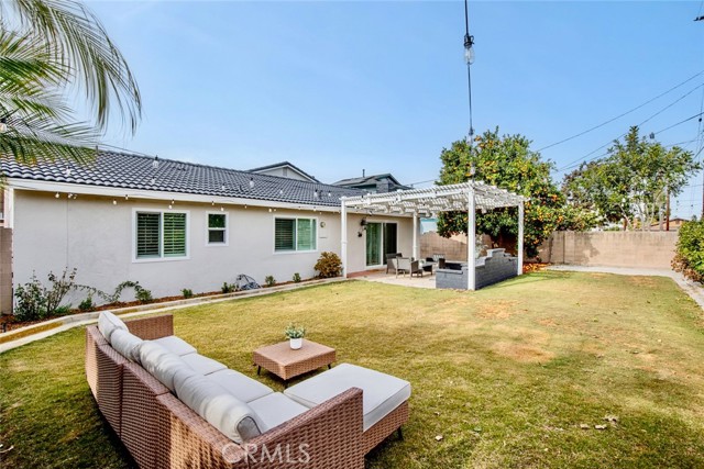 Detail Gallery Image 35 of 49 For 17174 Santa Madrina St, Fountain Valley,  CA 92708 - 5 Beds | 2/1 Baths