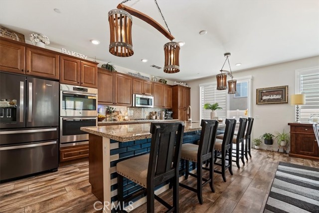 Detail Gallery Image 15 of 55 For 6169 Winona St, Chino,  CA 91710 - 5 Beds | 3 Baths