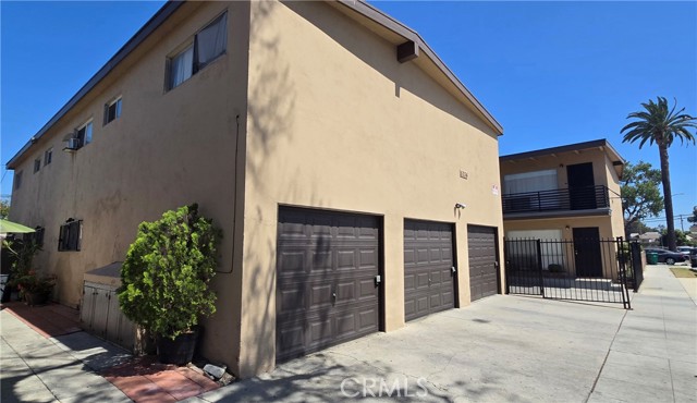5320 Lime Avenue, Long Beach CA: https://media.crmls.org/medias/e2a57421-65f4-45b9-a409-99ac4545eda2.jpg