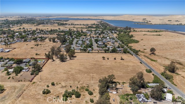 857 Nelson Avenue, Oroville CA: https://media.crmls.org/medias/e2a68184-0c73-4140-9481-f74281fd0ff8.jpg