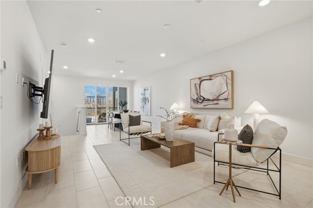 Detail Gallery Image 12 of 32 For 45235 Wisdom Road #1003,  Fremont,  CA 94538 - 4 Beds | 3 Baths