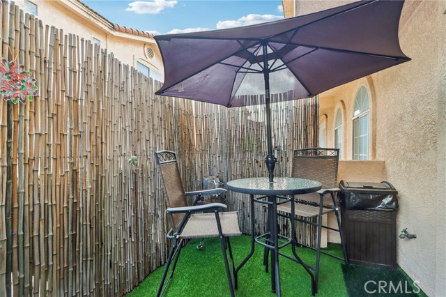 Detail Gallery Image 28 of 39 For 15928 Hunsaker #7,  Paramount,  CA 90723 - 3 Beds | 3 Baths