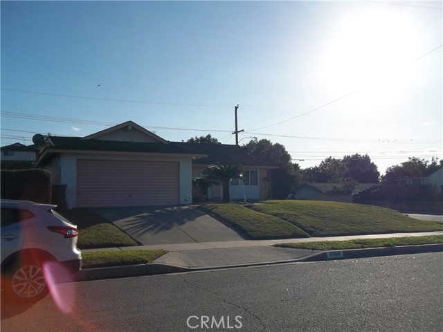 Detail Gallery Image 9 of 10 For 3300 E Millridge Dr, West Covina,  CA 91792 - 4 Beds | 2 Baths