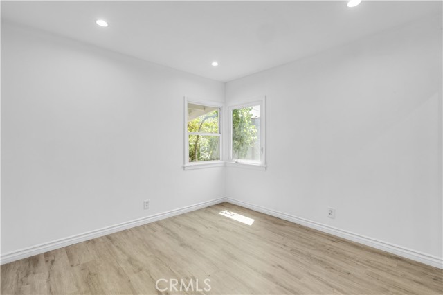Detail Gallery Image 16 of 48 For 7611 Yates St, Tujunga,  CA 91042 - 2 Beds | 2 Baths