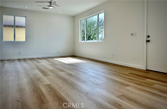 Image 9 of 63 For 6168 Briercrest Avenue