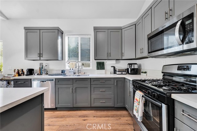 Image 5 of 10 For 6118 Ethel