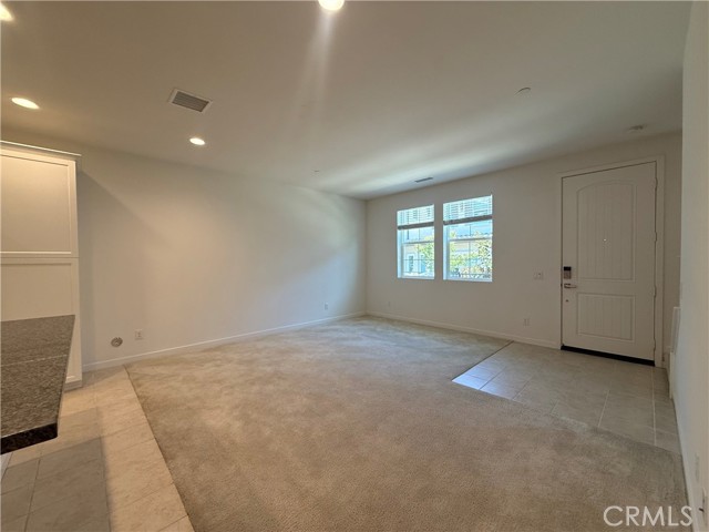 Detail Gallery Image 2 of 31 For 28618 Jardineras Dr, Valencia,  CA 91354 - 3 Beds | 2/1 Baths