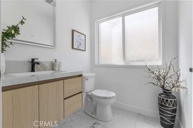 Detail Gallery Image 13 of 35 For 1022 W 223rd St #6,  Torrance,  CA 90502 - 3 Beds | 2/1 Baths