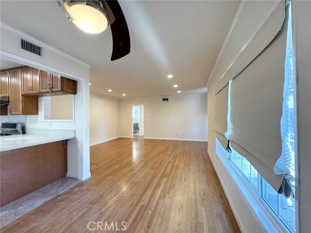 Detail Gallery Image 6 of 25 For 16407 Graystone, Norwalk,  CA 90650 - 3 Beds | 2 Baths