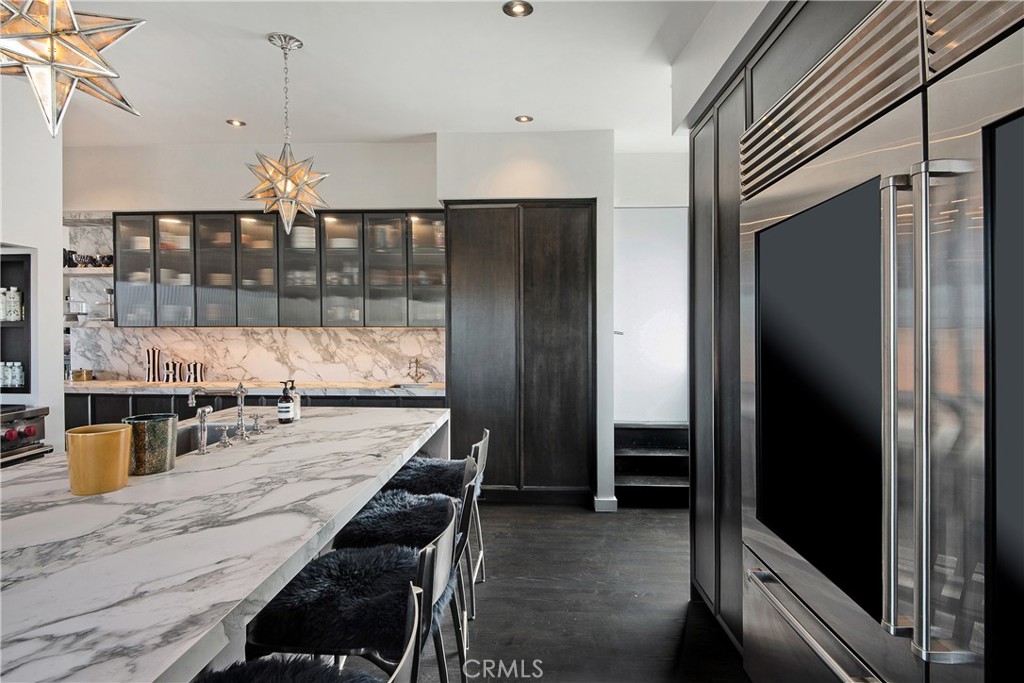 3721 Glenridge DriveSherman Oaks img 2