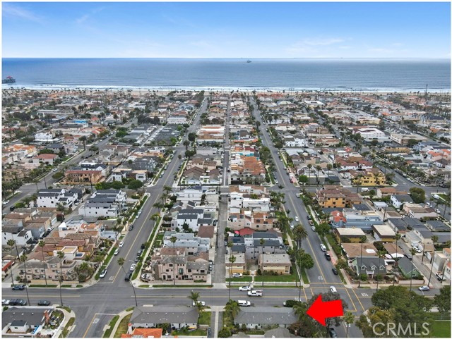 1314 Palm Avenue, Huntington Beach CA: https://media.crmls.org/medias/e2adb4bd-4d7c-4c90-8f19-8d7de3aaf5c9.jpg